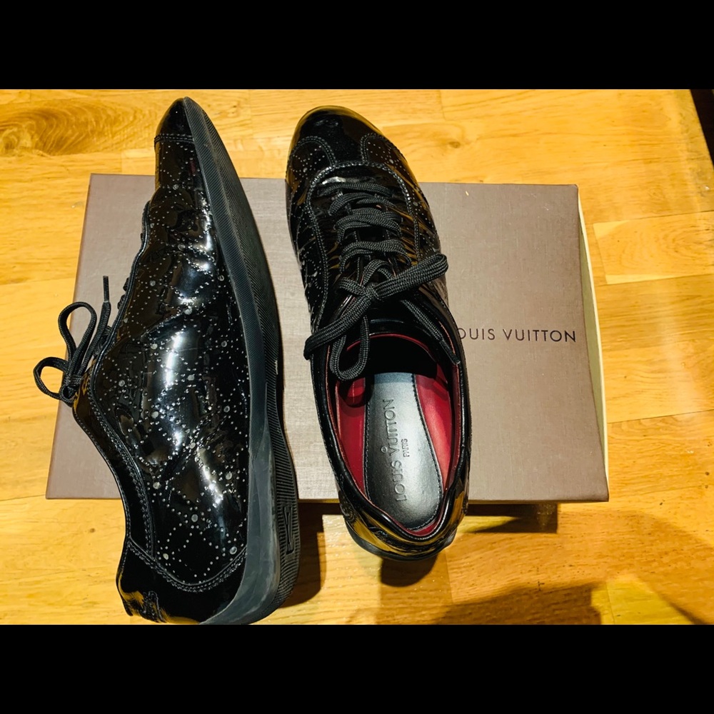 Louis Vuitton patent leather sneakers - Picture 3 of 3